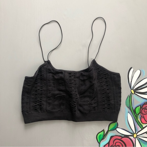 Stretchy “one size” bralettes - Picture 4 of 5